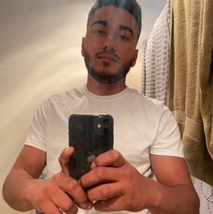 Meet your Posher, Mendez